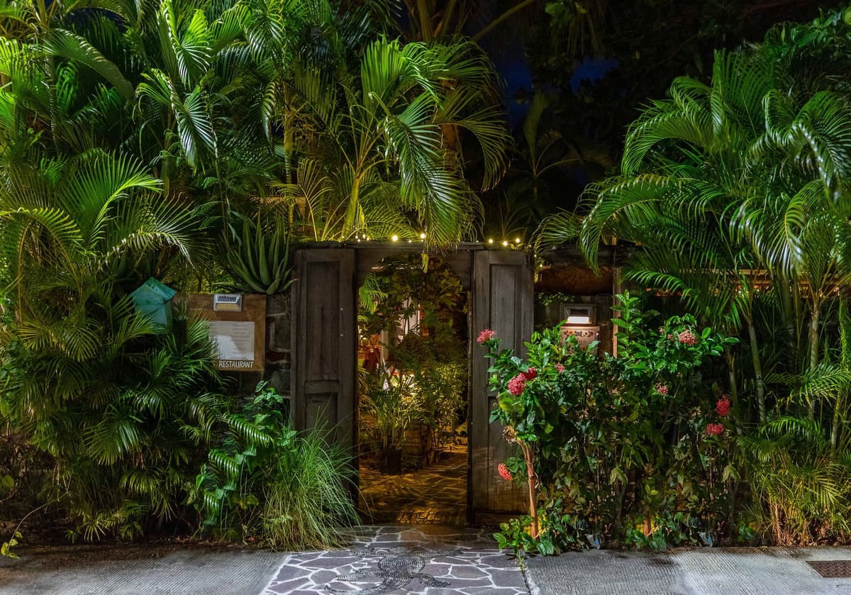 Behind its doors, the team at Eddy’s is waiting to welcome you and offer you an unforgettable experience